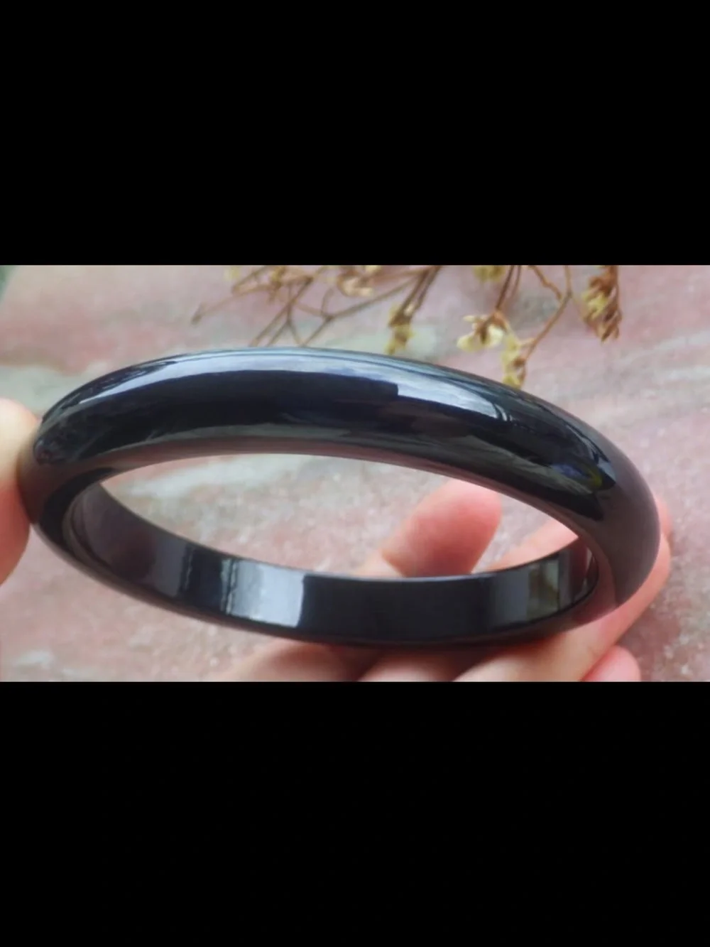 N/A elegant black